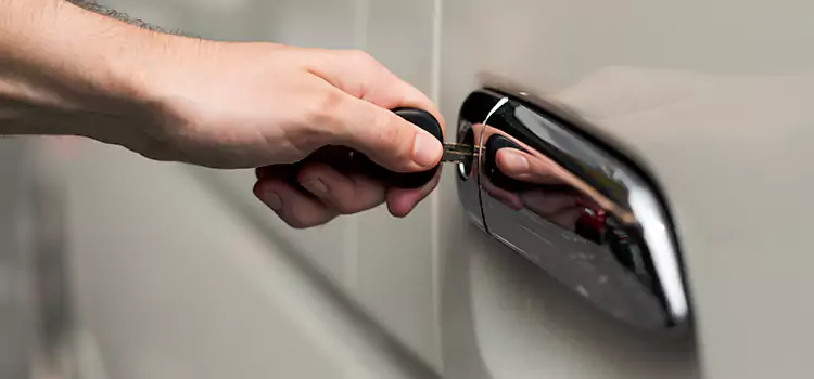 Why Choose Our Auto Locksmith Team in Darien, IL?
