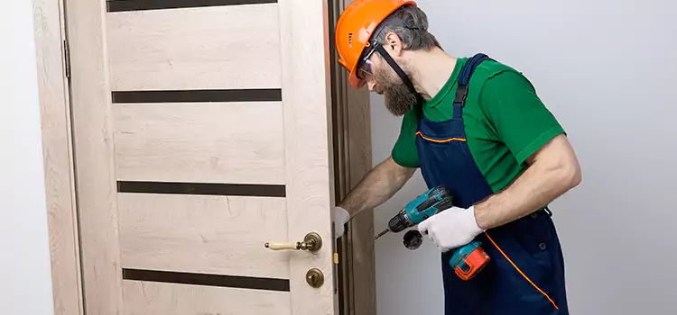 Replace Internal Door Handle with Lock Darien